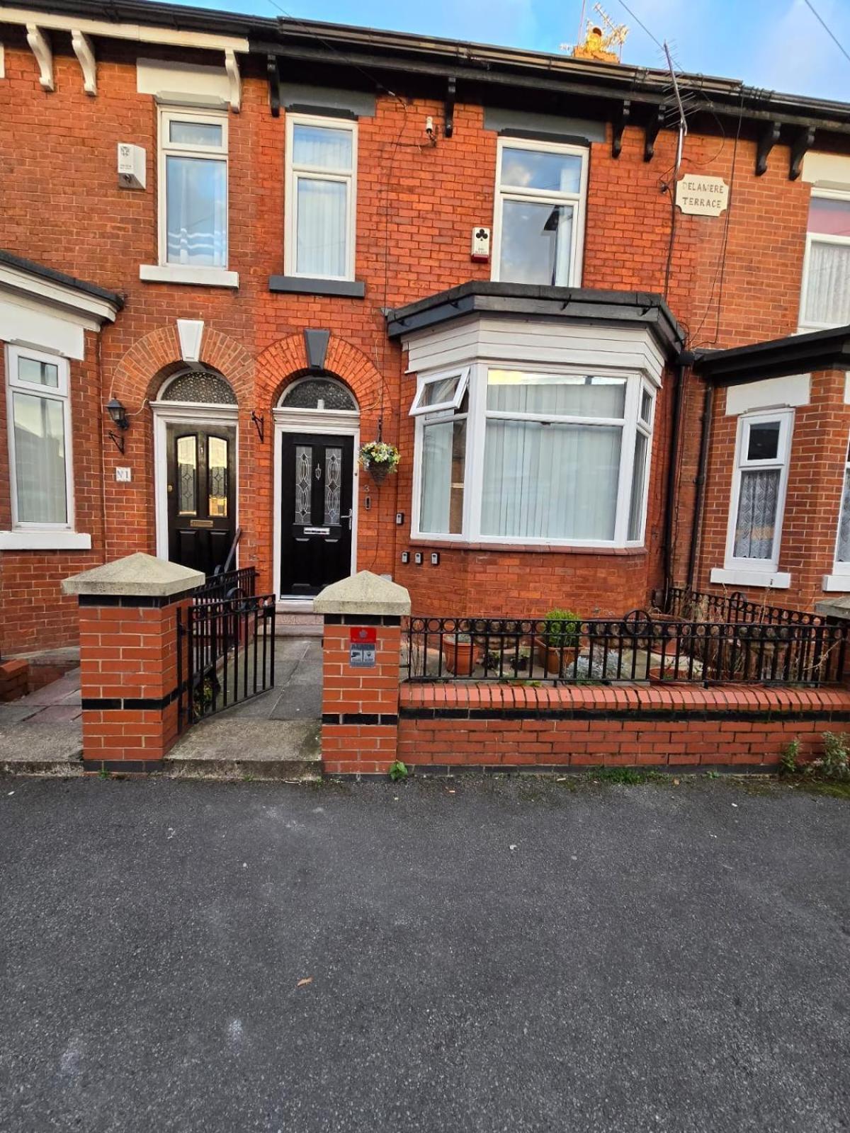 Guest house Poshval Manchester
